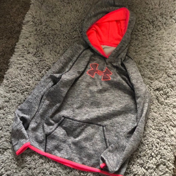 Under Armour Tops - Hoodie
